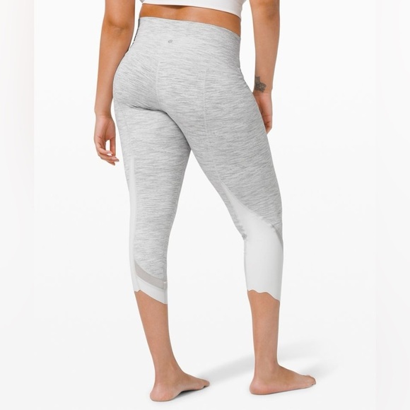 Lululemon Wunder Under High Rise Crop Legging 23" - Picture 2 of 6